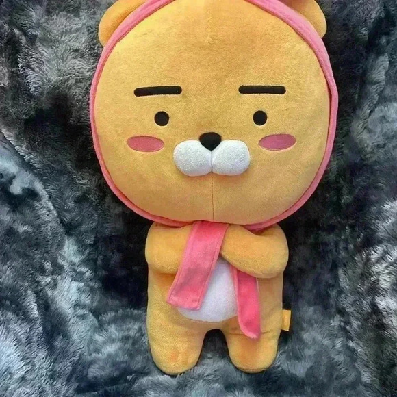 Kakaofriends Soft Plush 24" Ryan with Bow 2017 Special Edition - Picture 3 of 16